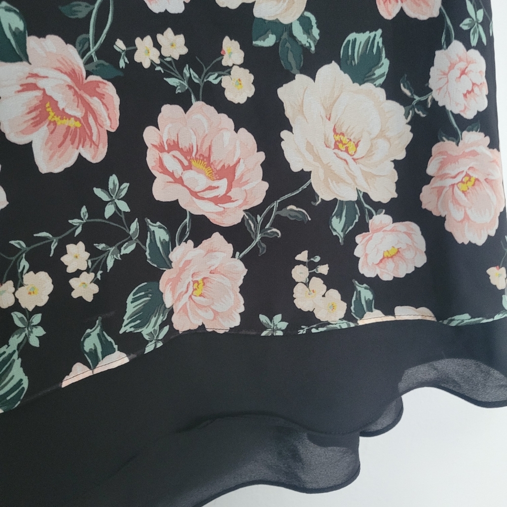 NWT Torrid Floral Chiffon Double Layer Tank | 1X - Picture 6 of 6